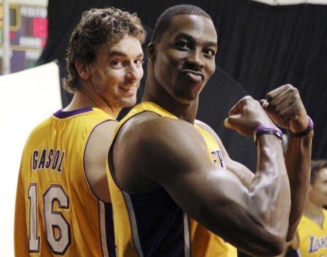 图片报：谢什科对加盟纽卡和曼联持开放态度，他更倾向于曼联