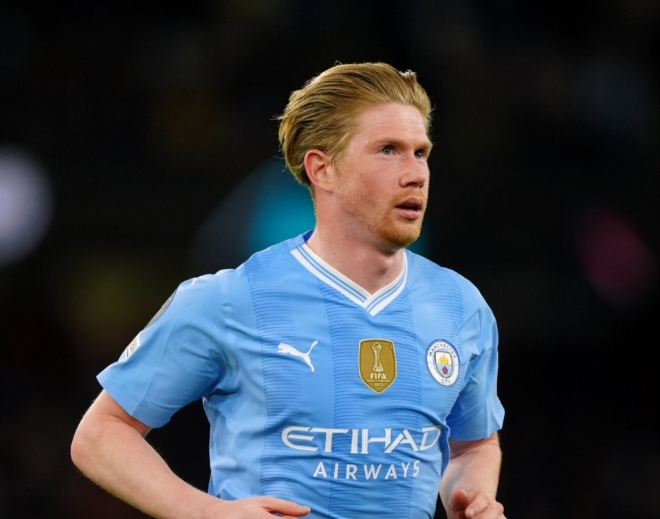 德媒：多特不会激活楚克乌梅卡的买断选项，3500