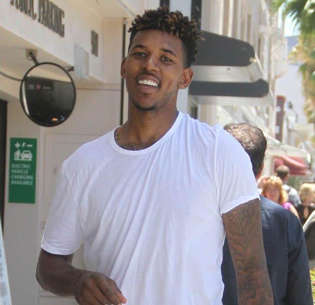 35款新游抢滩8月暑期档！《无畏契约》手游、《远光84》对垒