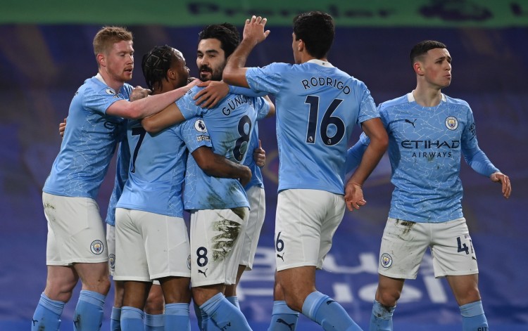 《燕云十六声》国外玩家捏出迈克尔·杰克逊和海绵宝宝