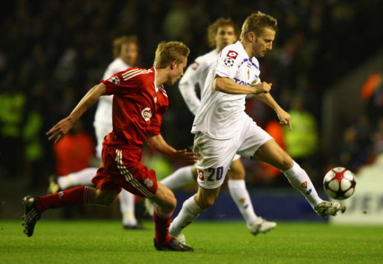 官方：前武汉三镇外援佩德罗-恩里克加盟云南玉昆