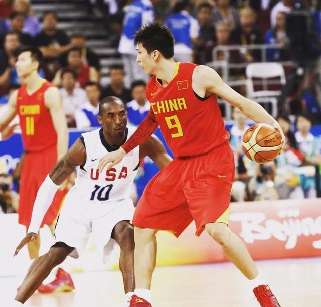 诺兰·莱恩在 1993 年正式宣布挂靴，留下多项无人能及的投手纪录