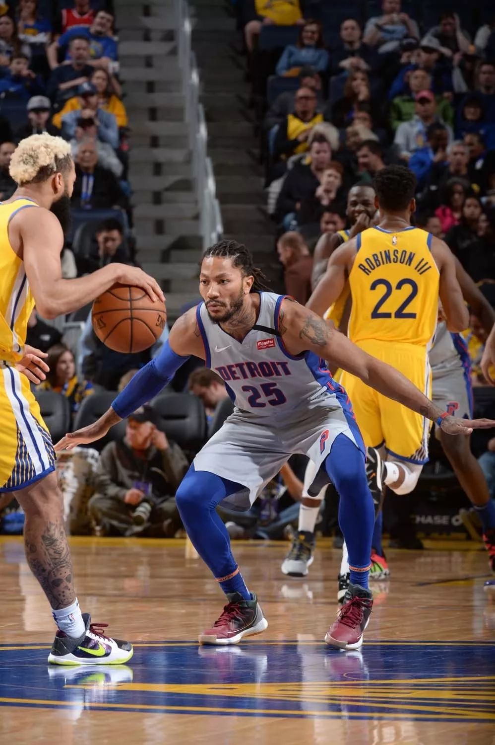 活塞逆转三杀送热火9连败 坎宁安25+12+11献06秒三分绝杀